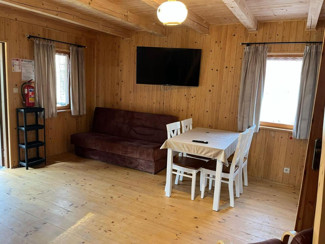 Domki Letniskowe Nad Jeziorem Kazub Cieciorka Bagian luar foto